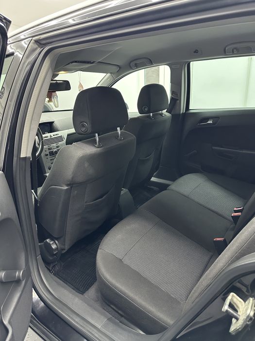 Vand opel astra in stare extcelenta