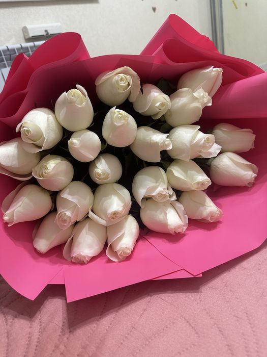 Букет 25 белых роз