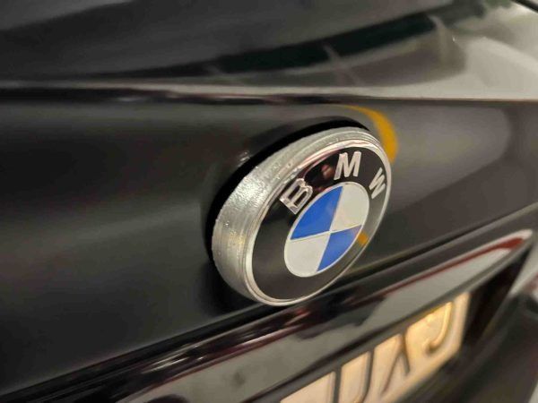 Задна емблема тип Бмв е46 комби люспа 65мм емблема тип Bmw e46