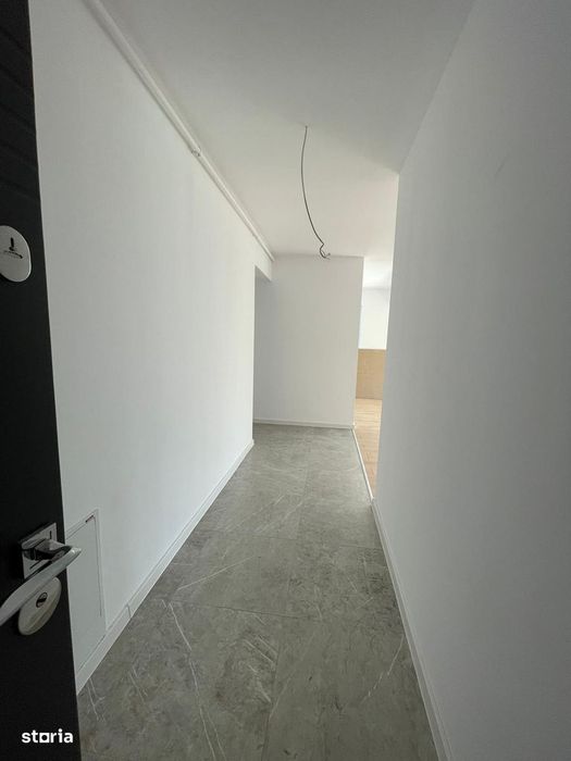 Apartament 3 camere cu curte proprie | Loc parcare inclus