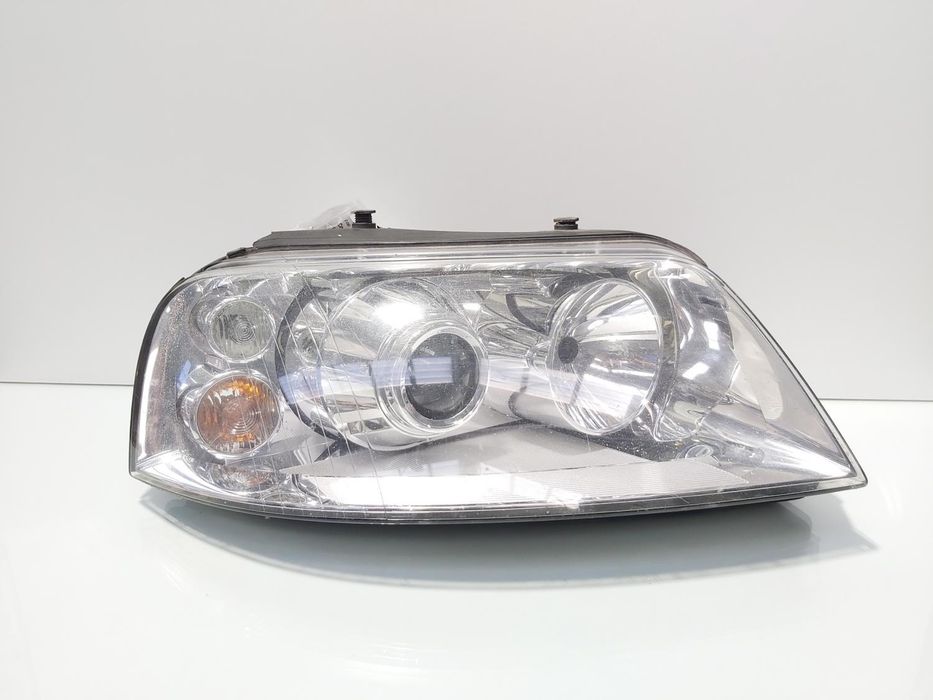 Far dreapta cu lupa si xenon, cod 7M3941016AE, VW Sharan (7M8, 7M9, 7M6) volan pe stanga, facelift Volkswagen