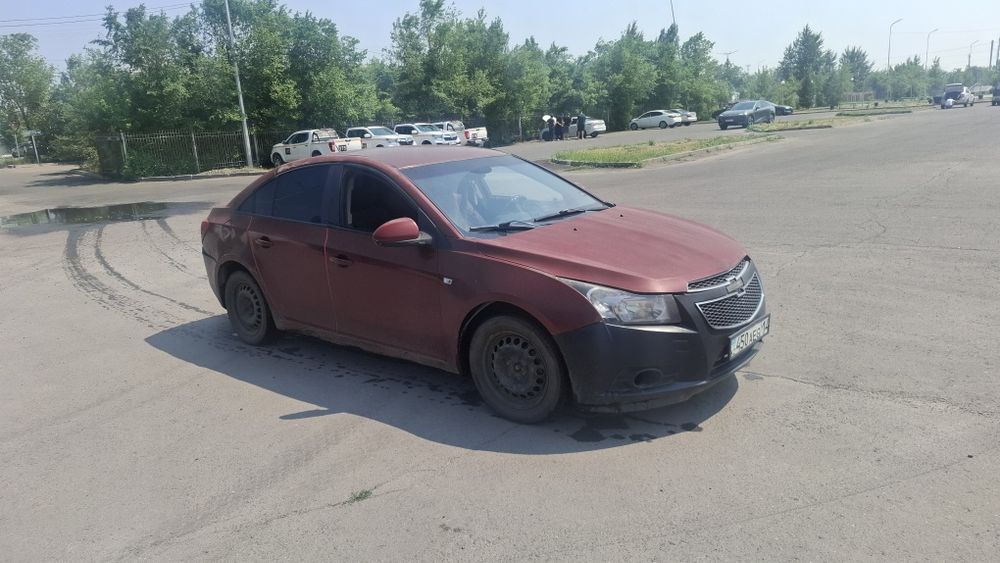 Chevrolet Cruze 2011 года