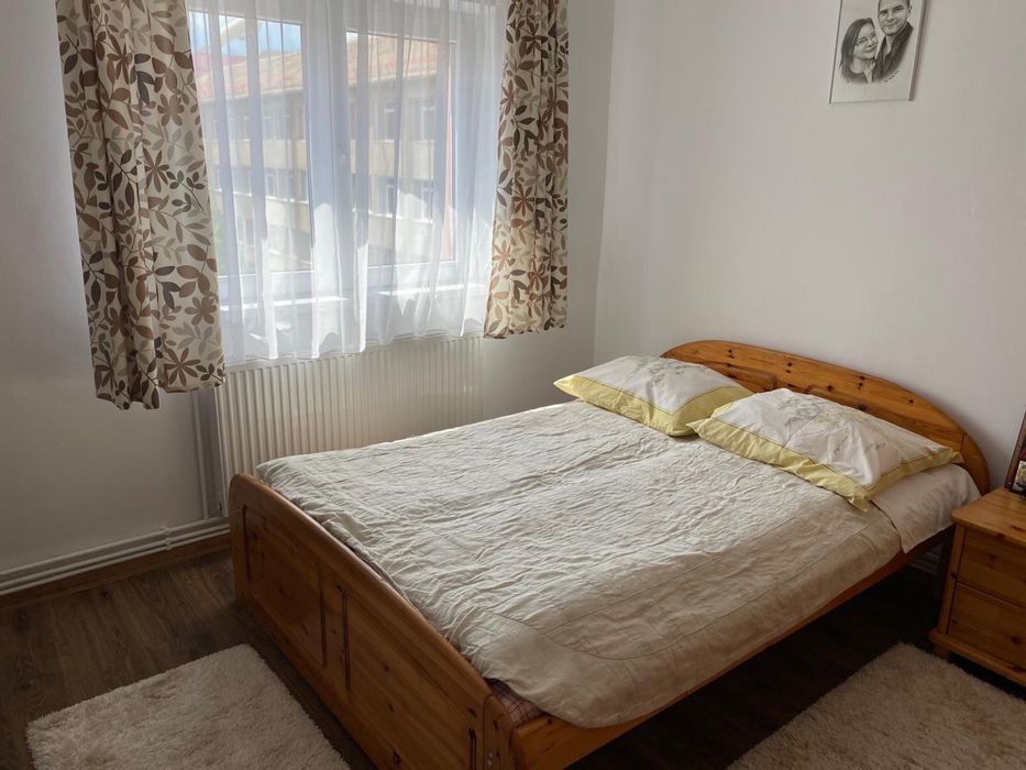Inchiriez apartament 2 camere Strand