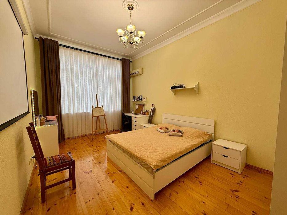 Дом 722 м², участок 8 соток, Юнусабад, Сампи, бассейн