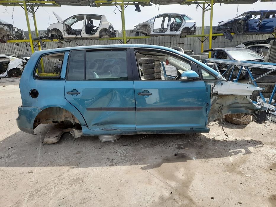 Dezmembrez Volkswagen Touran - 1 (2003 - 2006), 1.9 tdi AVQ, automatic, avq, fyg