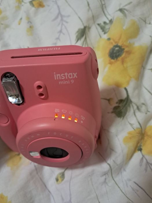 Fujifilm instax mini camera 9
