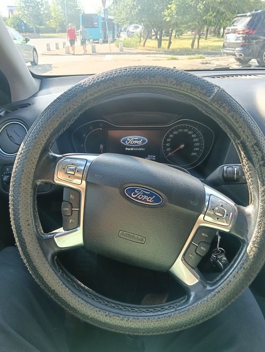Vând Ford Mondeo MK4-5