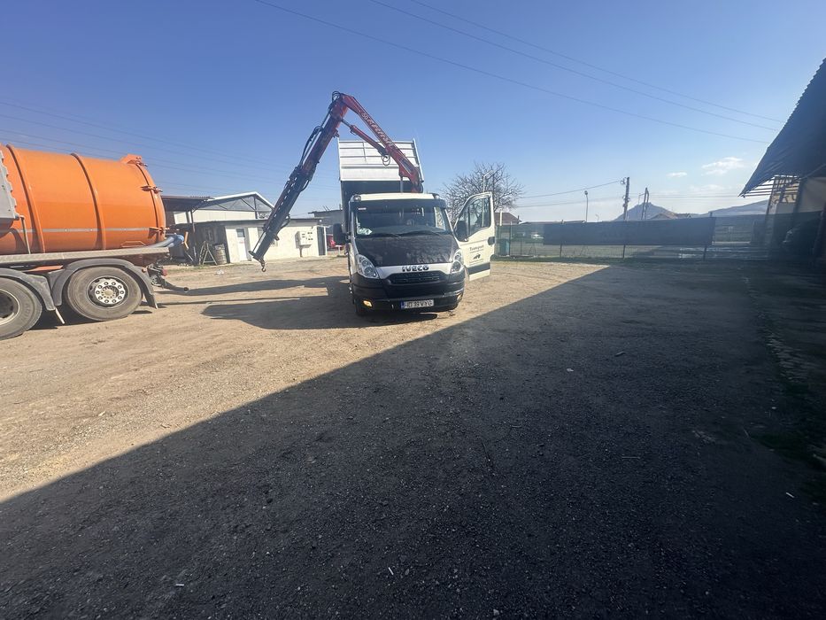 Vand iveco basculabil cu macara