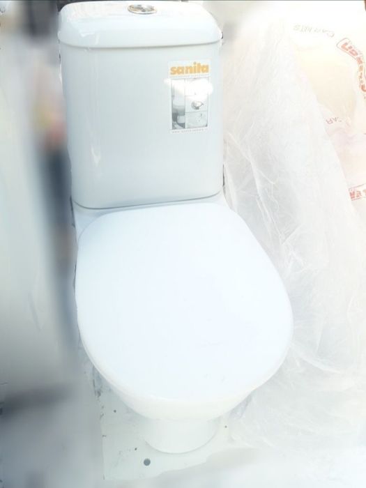Продам унитаз Sanita