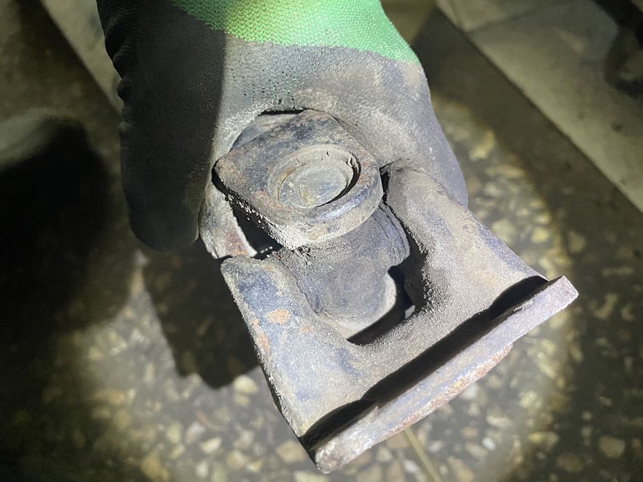 Карданный вал subaru forester SF