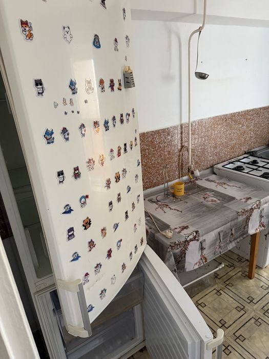 inchiriez apartament 2 camere