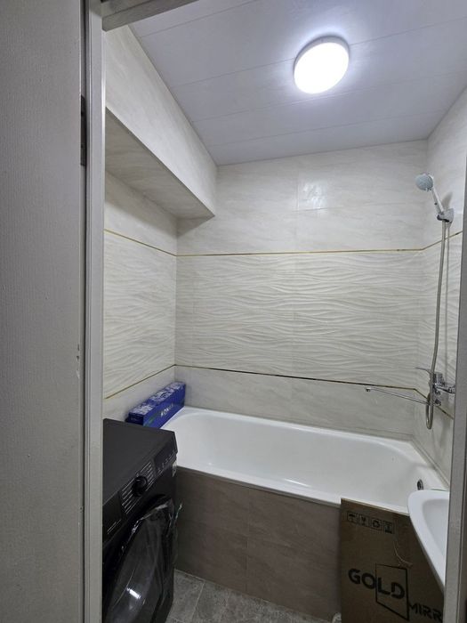 Аренда 3 хонали Янги квартира Сергели 8-худуд (ЭЛОННИ ОХИРИГАЧА У́КИНГ