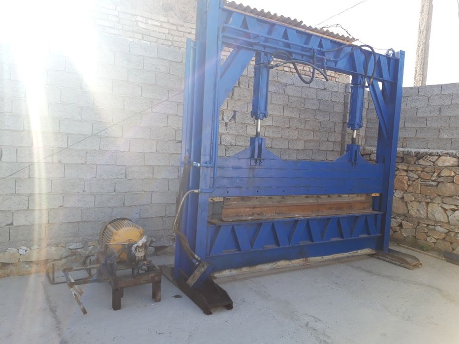 Контейнер материалларига станоклар