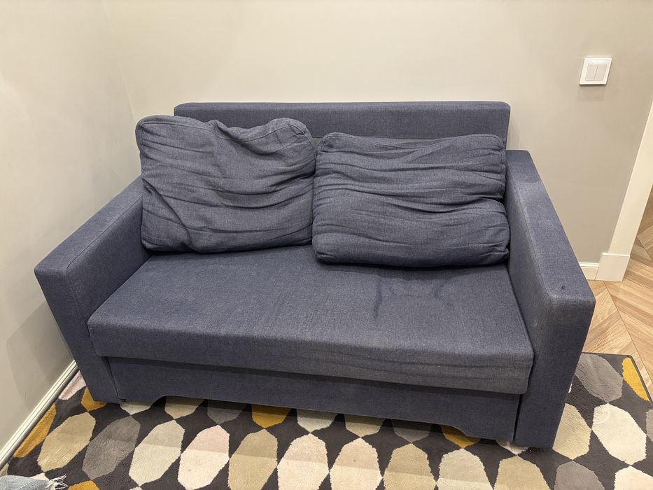 Диван двухместный ИКЕА, раскладывающийся