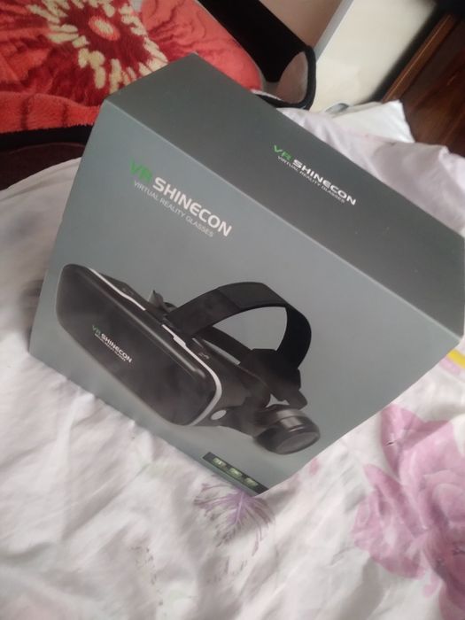 Vr очки с наушниками или обмен на iphone 4s