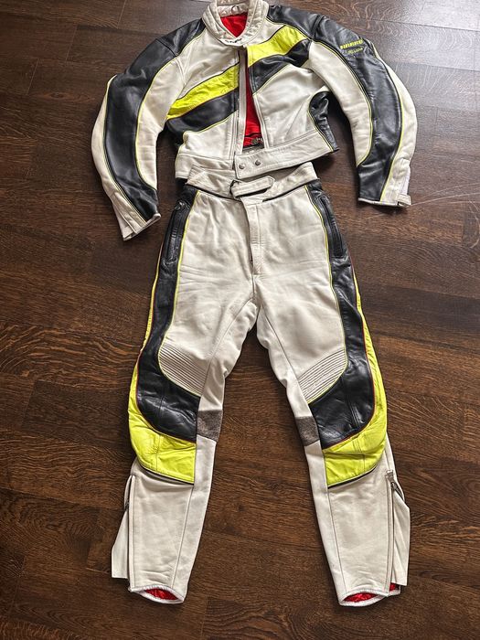 Combinezon damă mărimea S , în stare buna