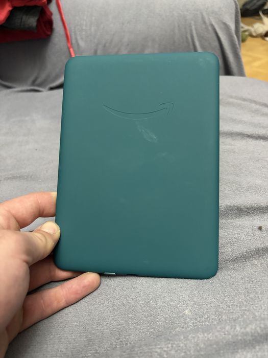 Kindle paperwhite amazon edition green