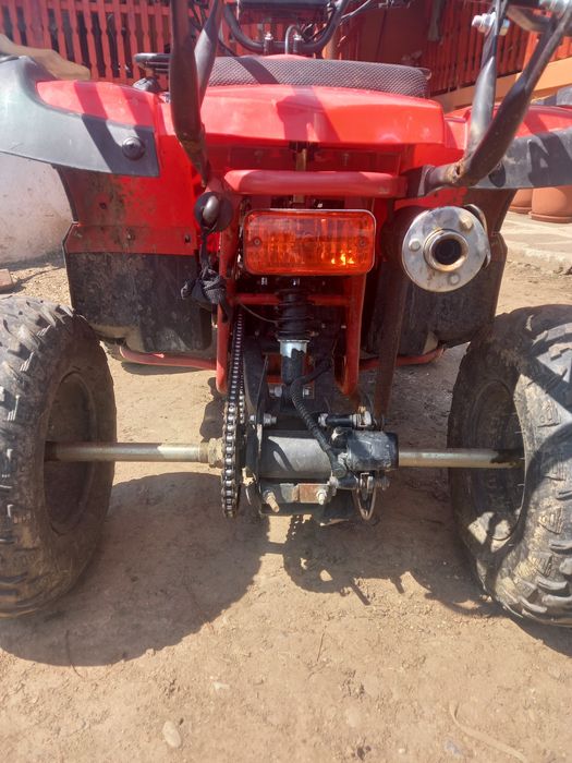 Vand atv 125cc pret 3800