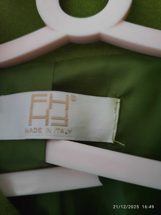 Зелено палто Италия