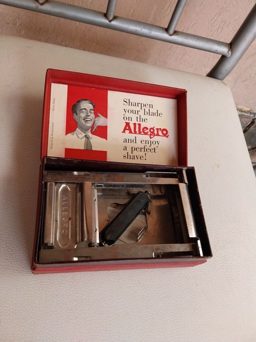 Vand aparat vechi pentru ascutit lame