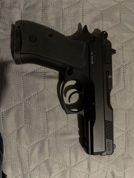Airsoft cz 75d compact