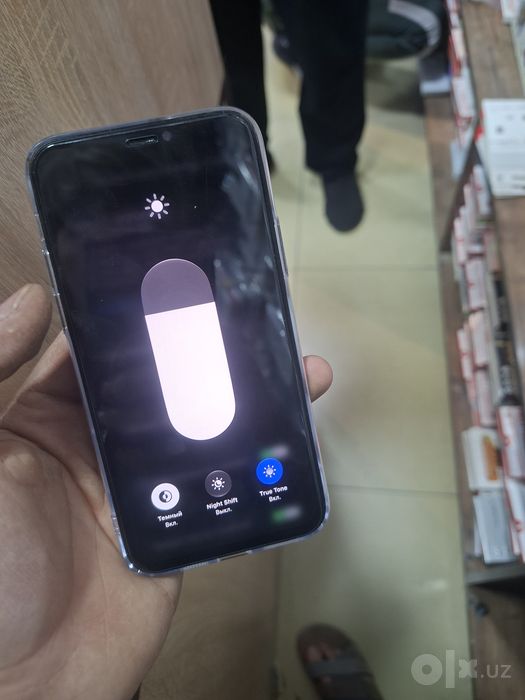 Iphone 11 pro 256gb srochna sotiladi