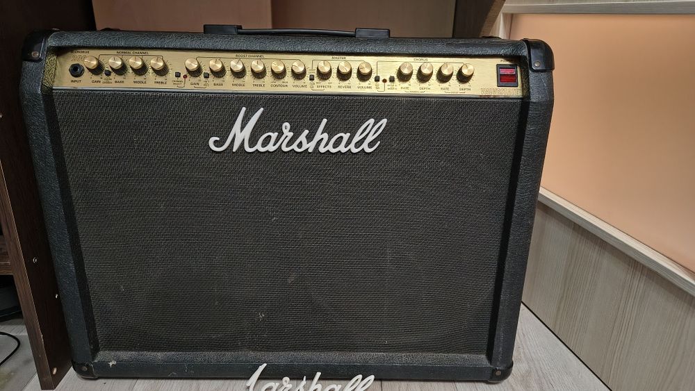 Amplificator 2x12 Marshall 100w