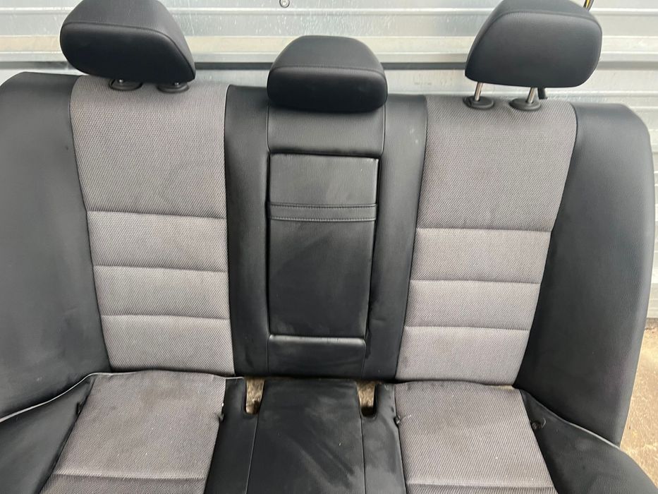 Кожен салон Mercedes-Benz C-Class w204 седан ел частично ном 992