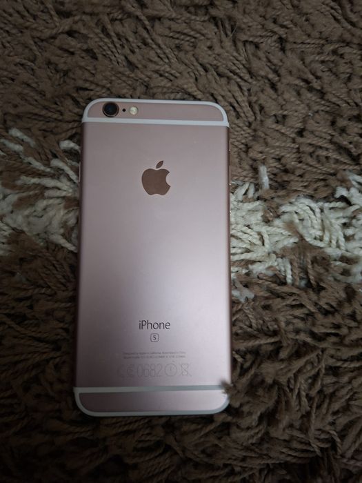 Продам Iphone 6s