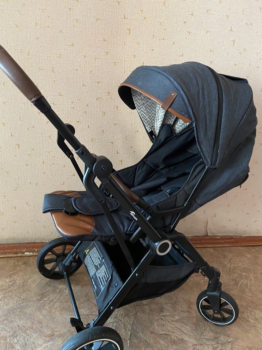 Продаю коляску