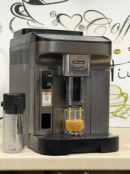 Кафемашина кафе автомат delonghi magnifica evo с гаранция