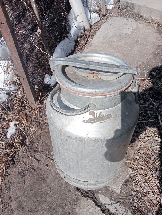 Алюминиевая фляга.