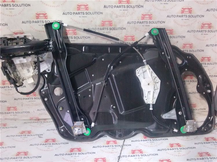 Macara geam dreapta fata volkswagen passat b6
