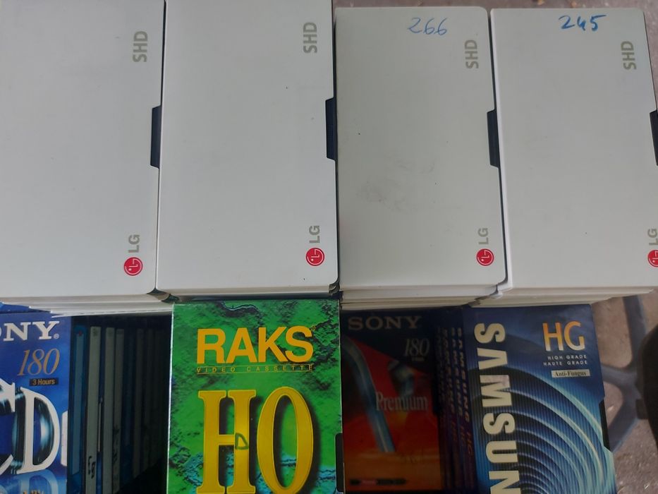 Vand casete video originale