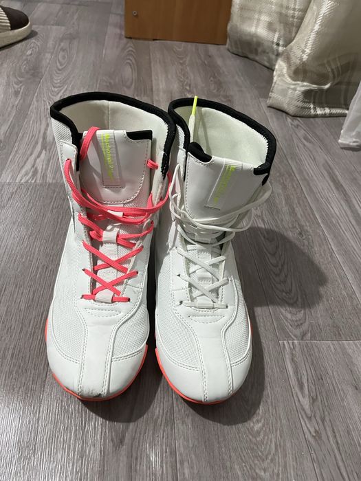 Мачёма боксерка.