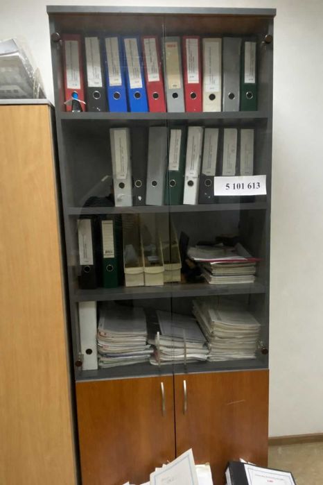 офисные столы, стулья, тумбы