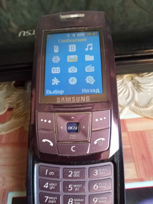 продам телефон самсунг