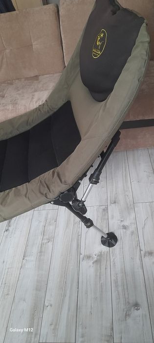 Vând pat pliabil pentru pescuit