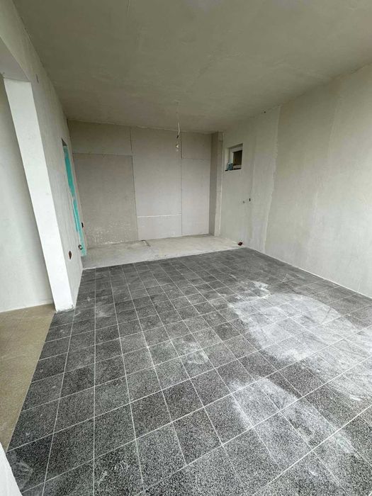 Тристаен апартамент в Кършияка