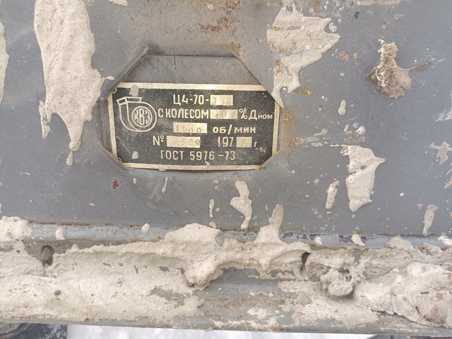 Продам вытяжки, улитки.