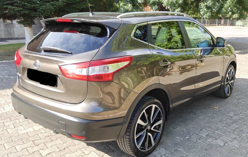 Nissan Qashqai TEKNA+  4X4 Panoramic Xenon Navigație