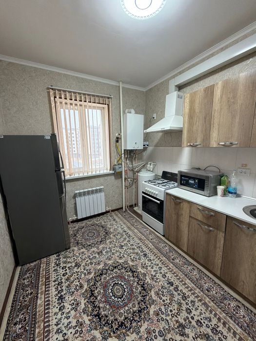 7 Мкр мега маркет олдида