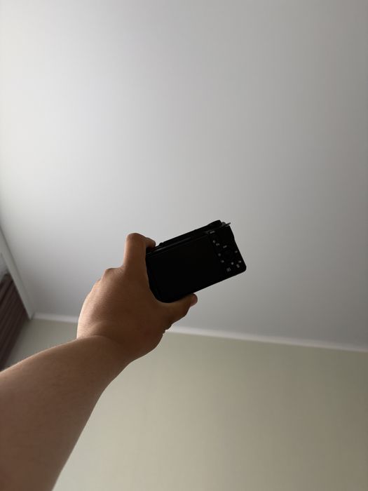 Продаю к SONY ZVE 10 II