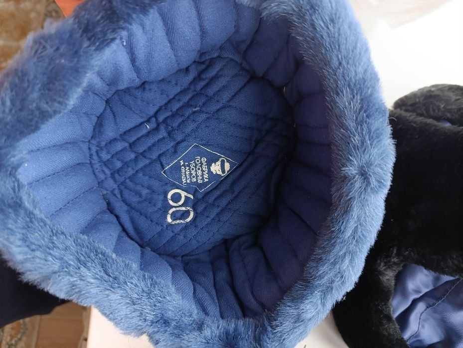 Продам зимнюю шапку