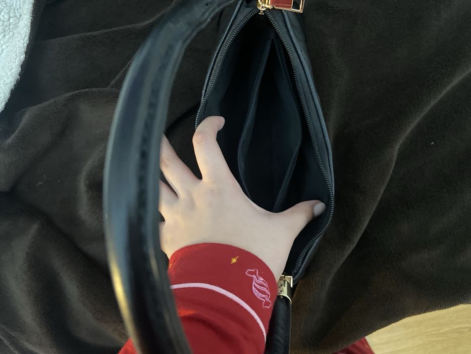 Мини сумка с круглой ручкой