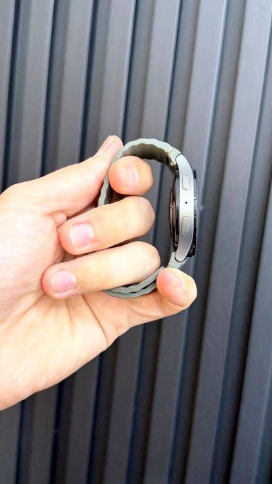 Срочная продажа! Samsung Galaxy watch7 практически новая