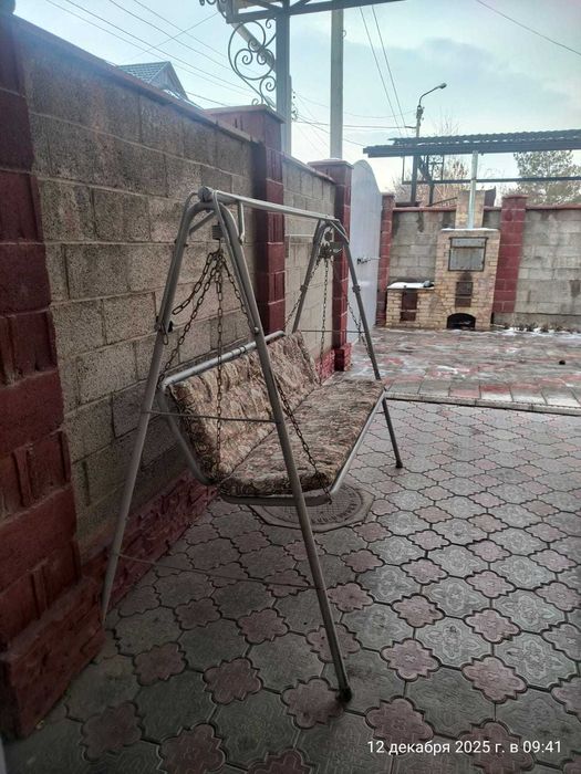 Продается Качели-скамейка