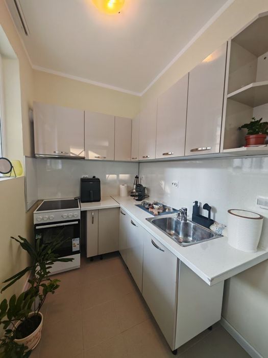 Модерно студио в Лазур на крачки от Морската градина