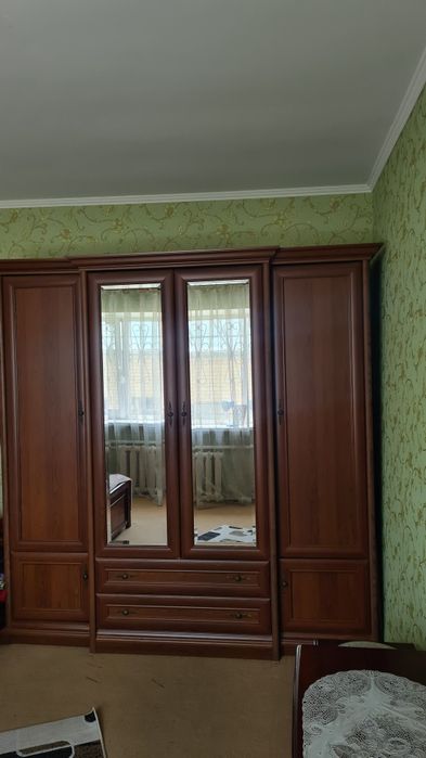 продам спальный гарнитур
