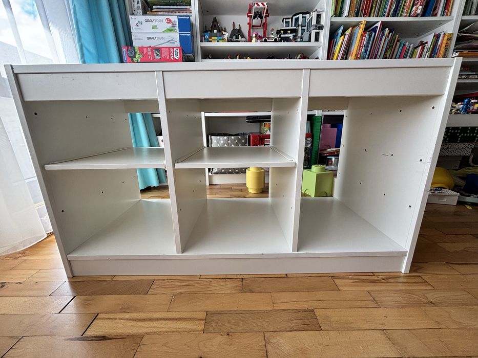 Бял шкаф за съхранение Ikea